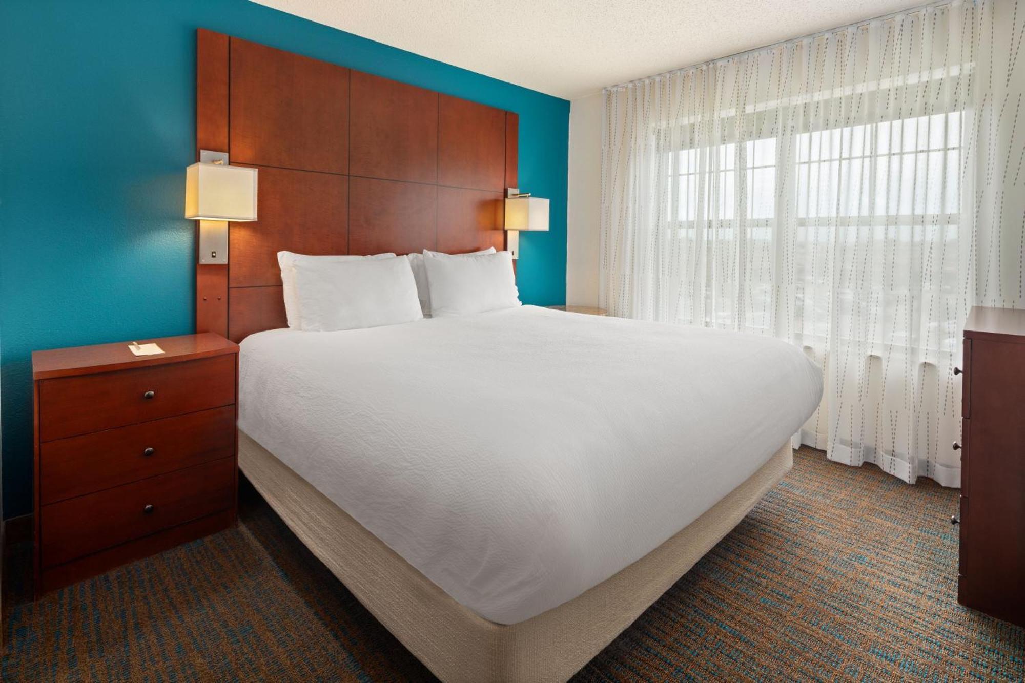 Minneapolis 3*
